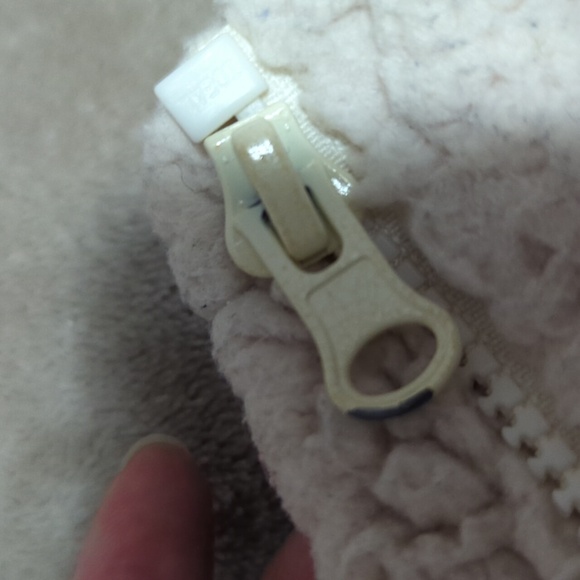 AERIE COZY HOODIE - Picture 10 of 10
